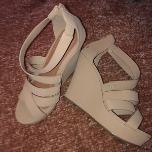 Nude Anna wedges